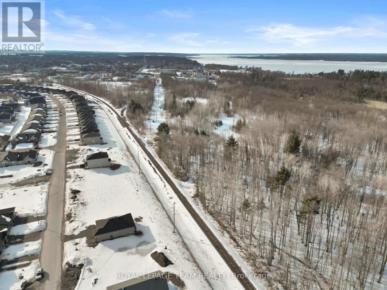 181 SEABERT DRIVE Image 28