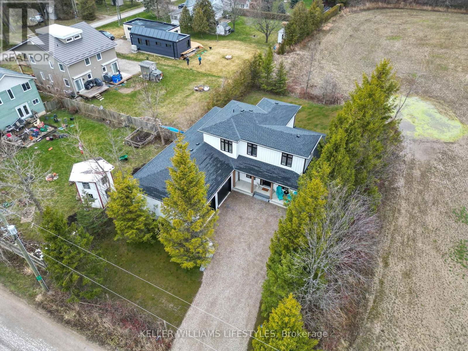 34180 MELENA BEACH SIDEROAD Image 3