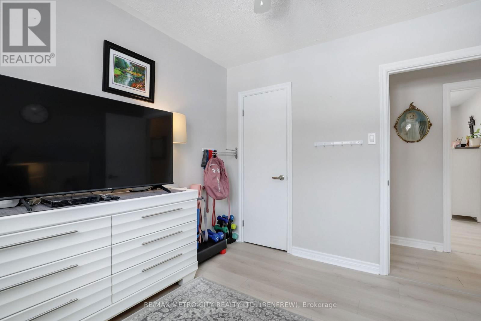 103 SIMPSON AVENUE Image 21