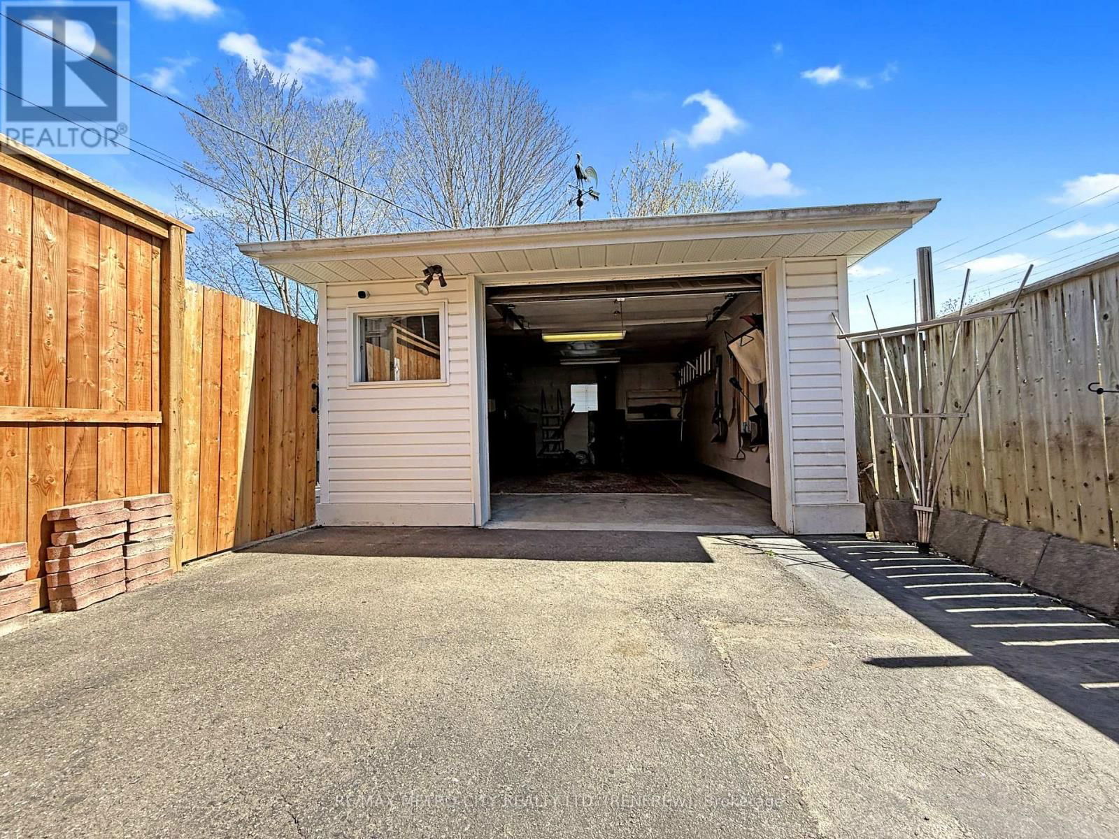 103 SIMPSON AVENUE Image 3