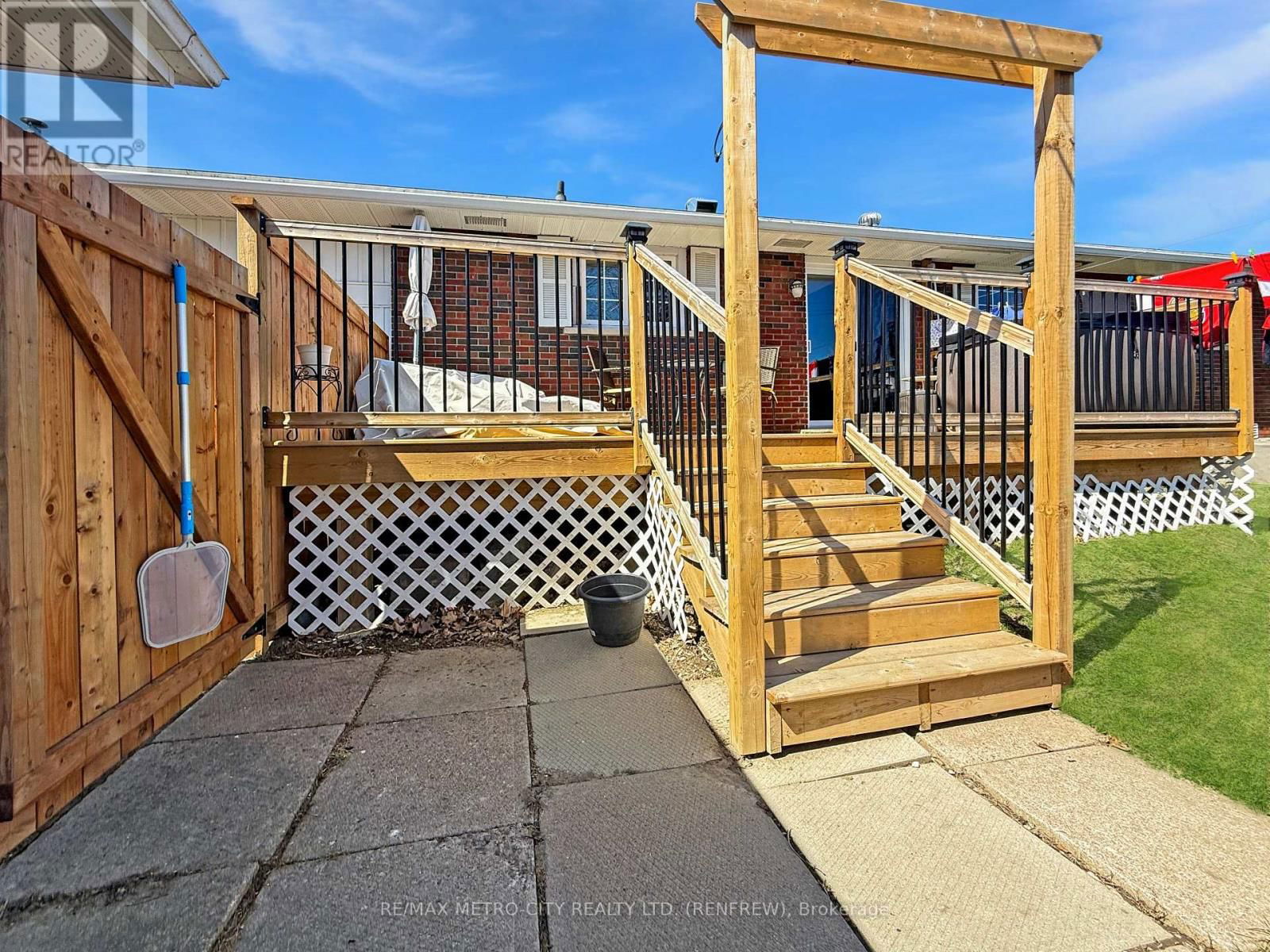 103 SIMPSON AVENUE Image 37
