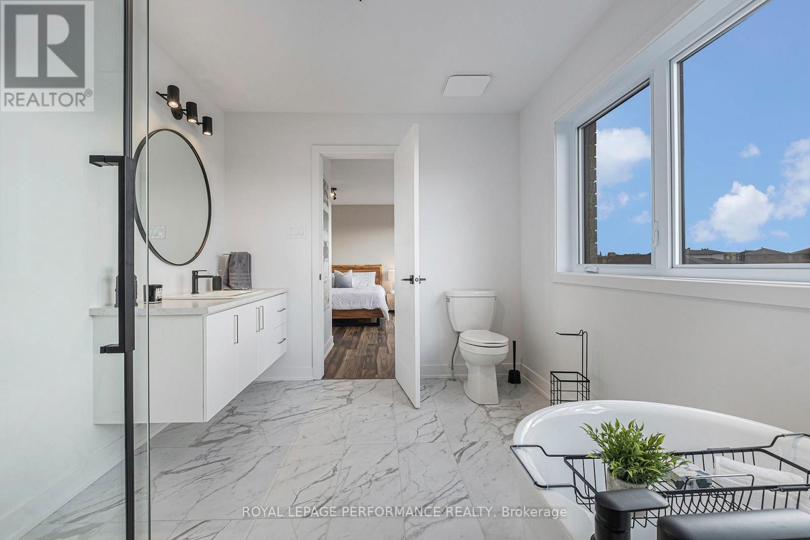 19 RUTILE STREET Image 15