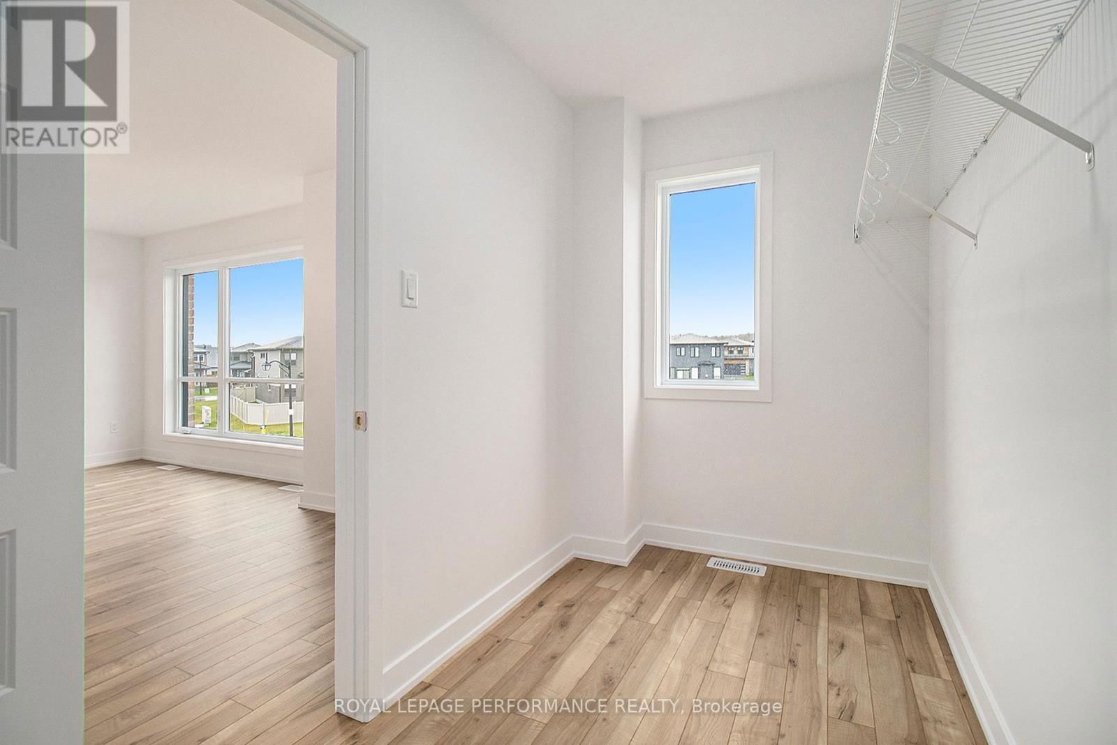 94 RUTILE STREET Image 14