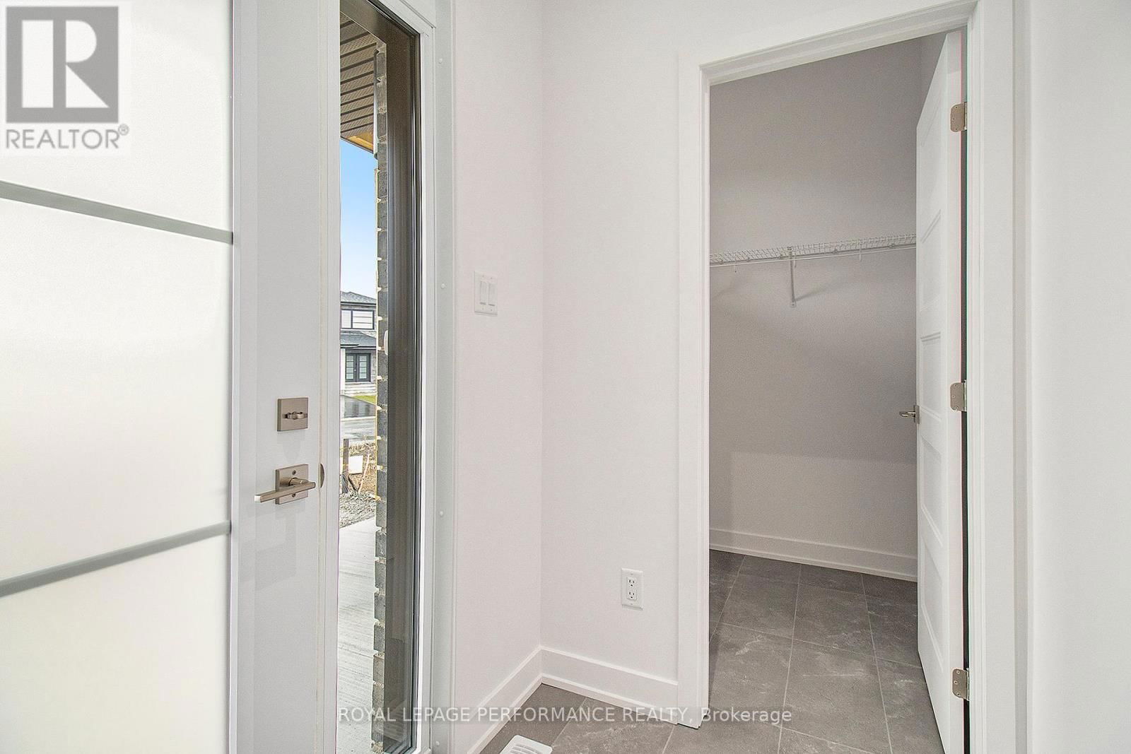 94 RUTILE STREET Image 3