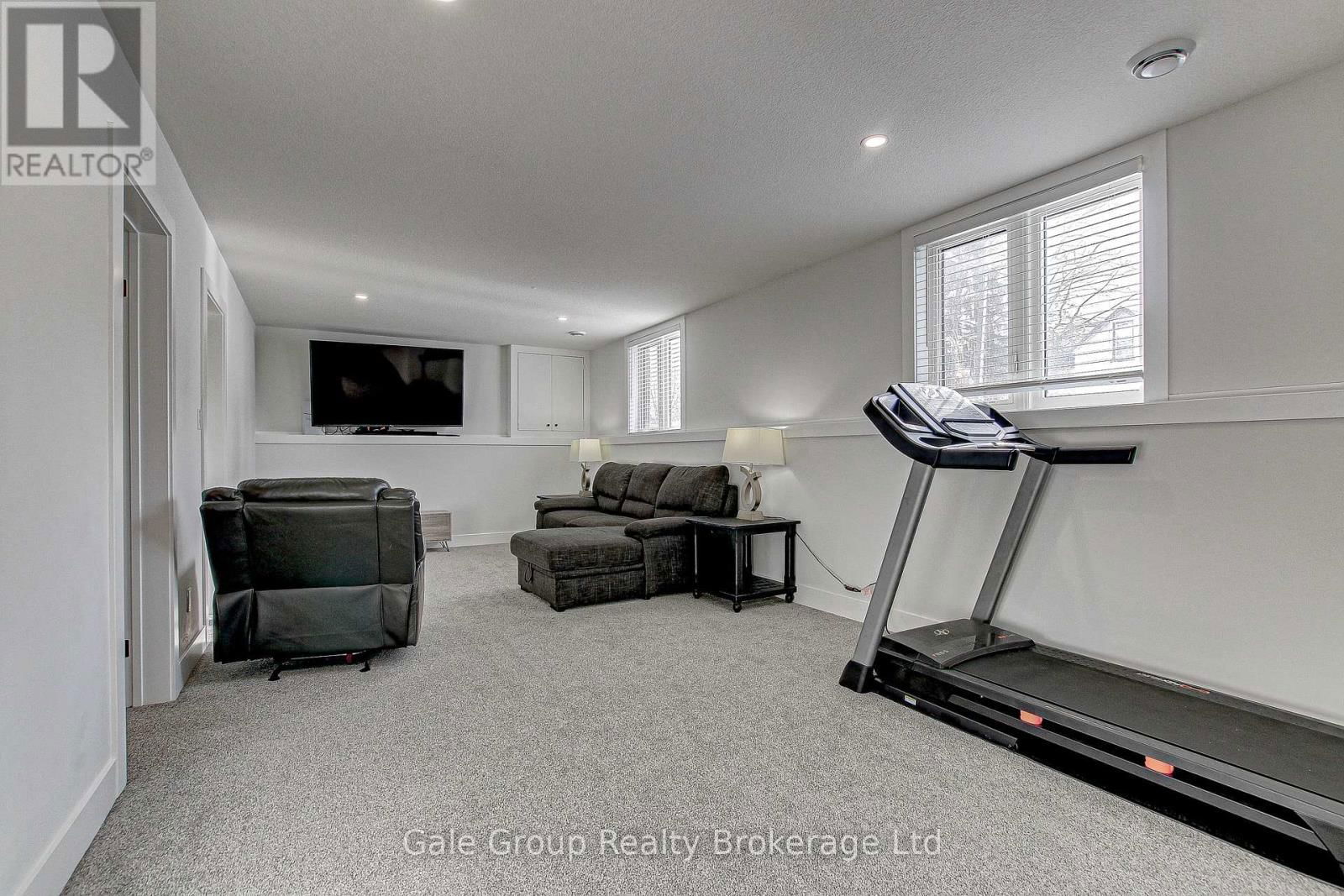 95 HENRY STREET Image 18