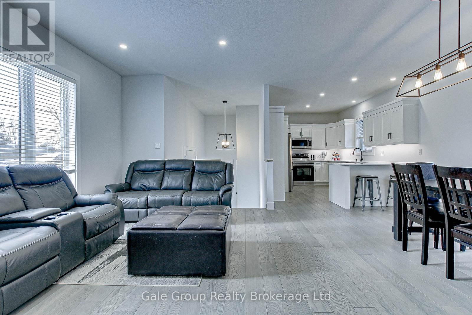 95 HENRY STREET Image 3
