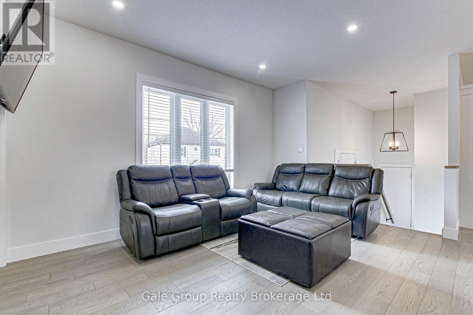 95 HENRY STREET Image 5