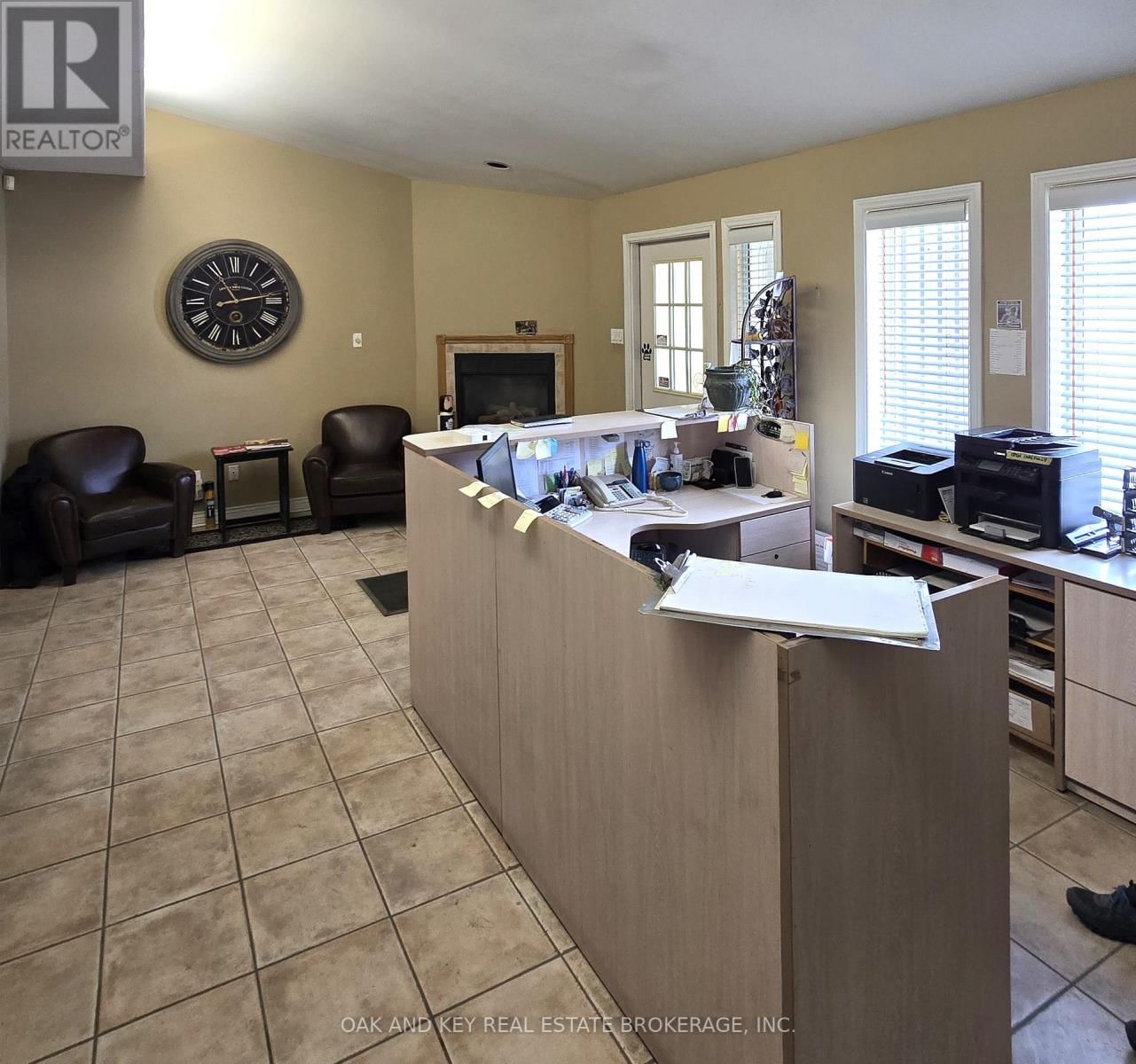 2811 CATHERINE STREET Image 3
