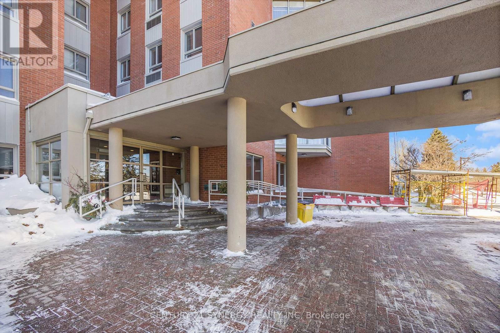 312 - 960 TERON ROAD Image 3