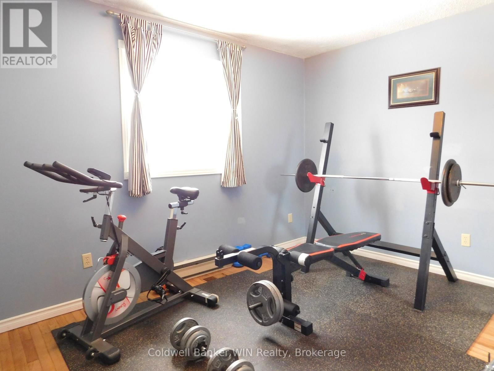 425 CLYDE STREET Image 20