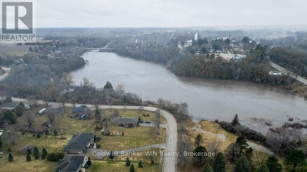 425 CLYDE STREET Image 43