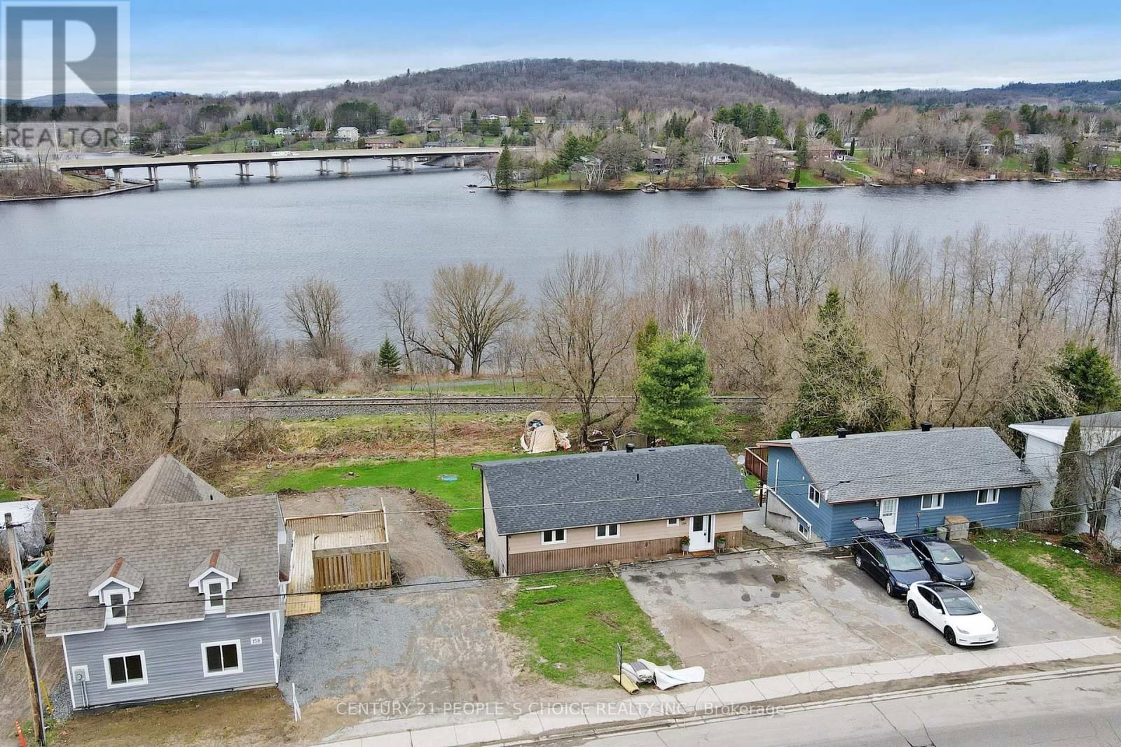 156 MAIN STREET WEST Image 49