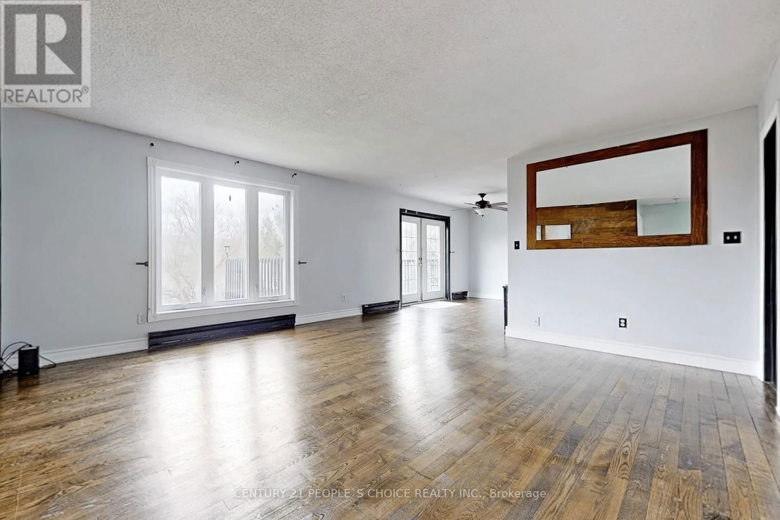 156 MAIN STREET WEST Image 7