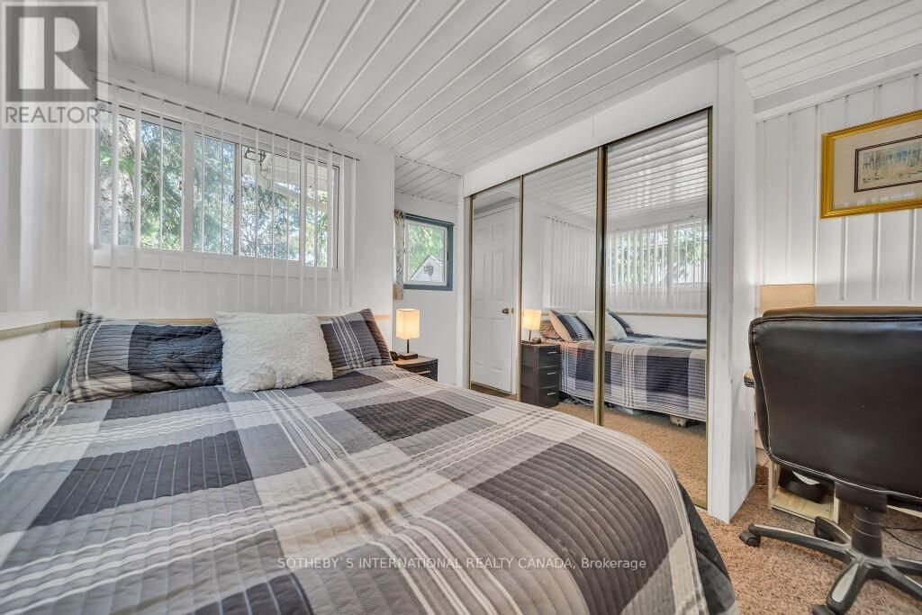 9 - 580 BEAVER CREEK ROAD Image 12