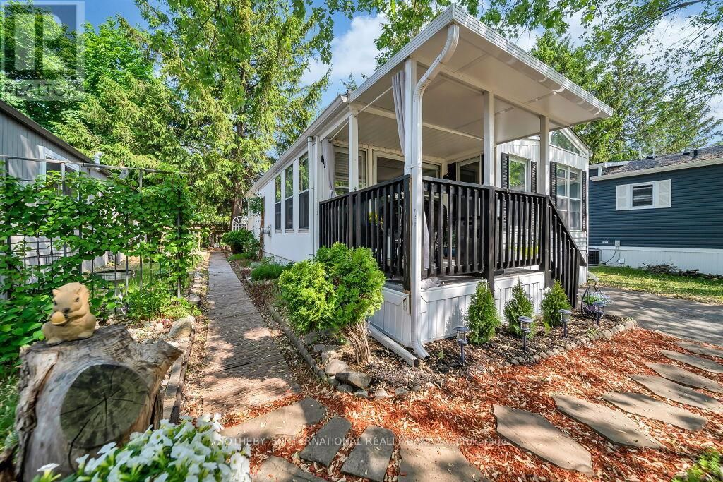 9 - 580 BEAVER CREEK ROAD Image 27