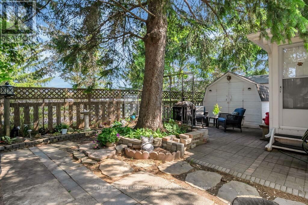 9 - 580 BEAVER CREEK ROAD Image 30