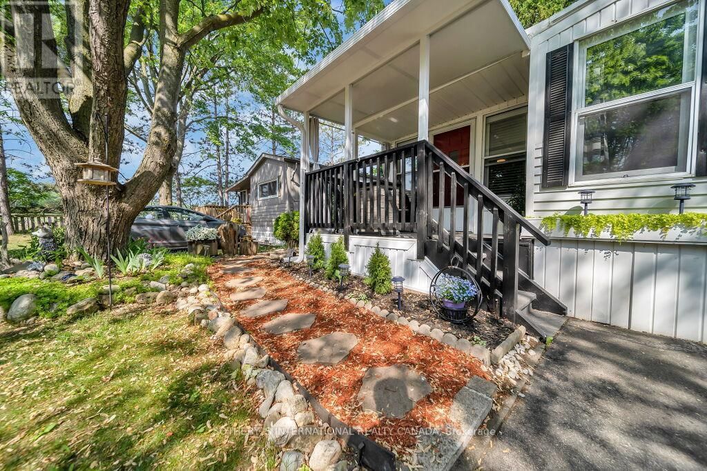9 - 580 BEAVER CREEK ROAD Image 4