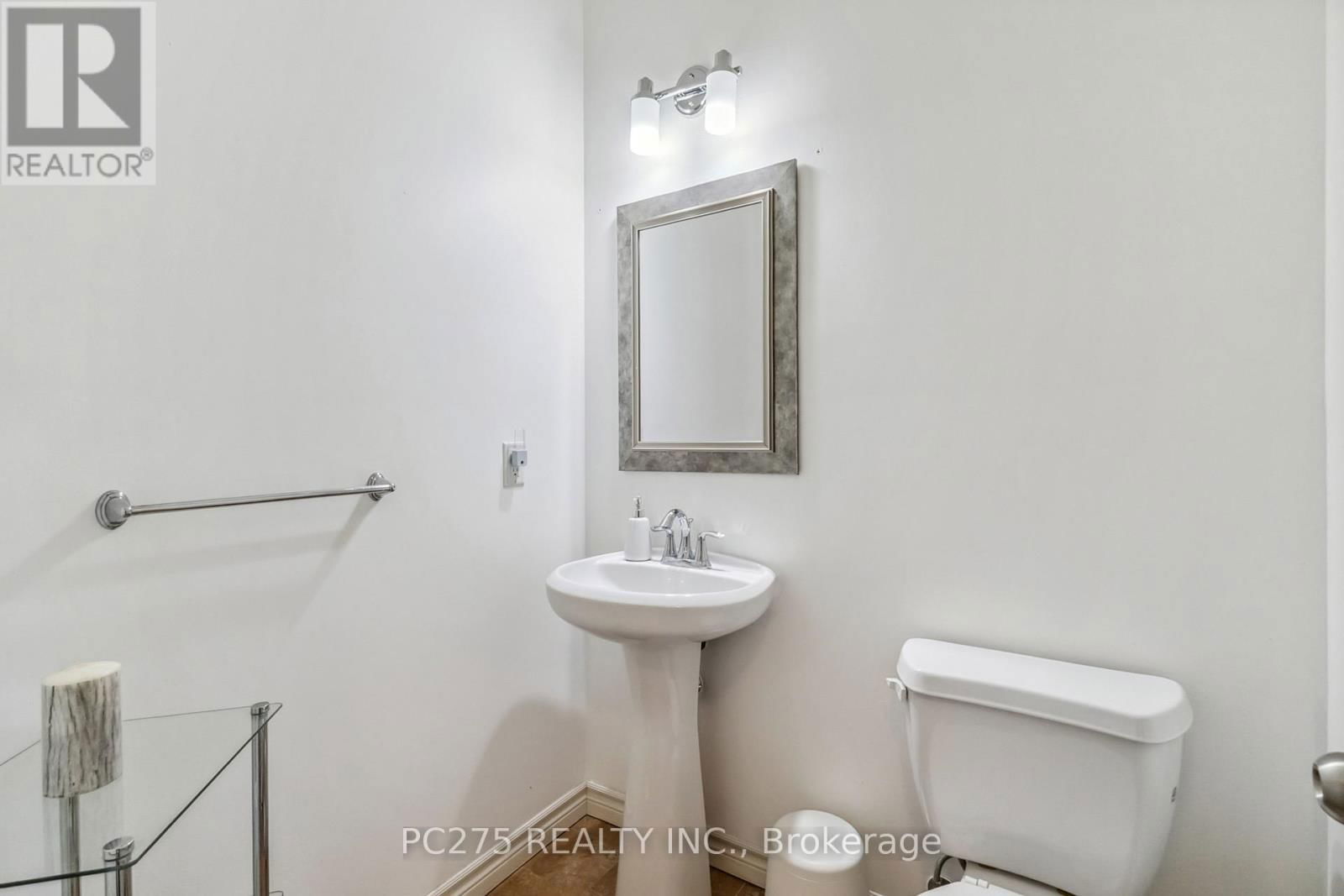 3309 CASSON WAY Image 32