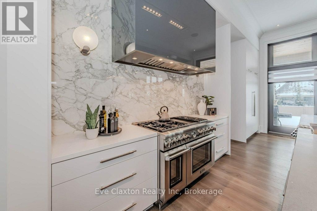 31 REID COURT Image 10