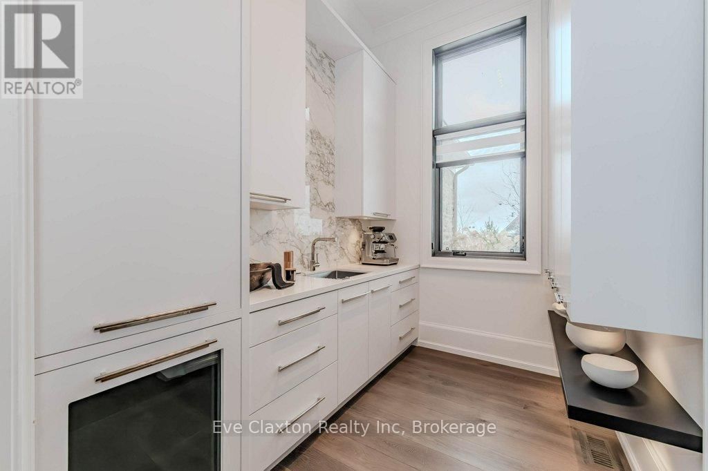 31 REID COURT Image 14