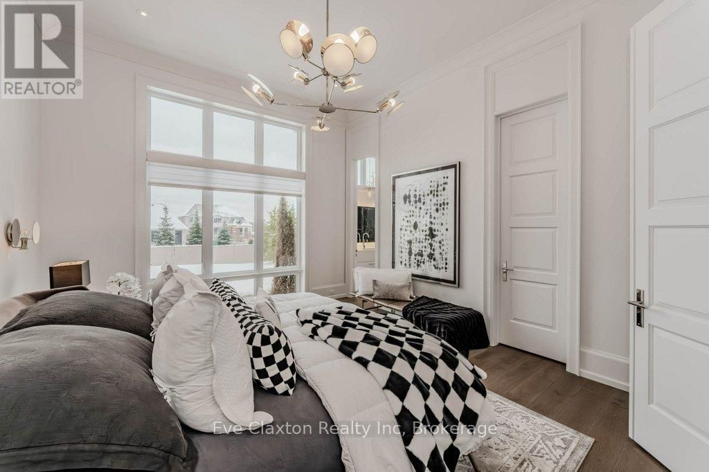 31 REID COURT Image 18