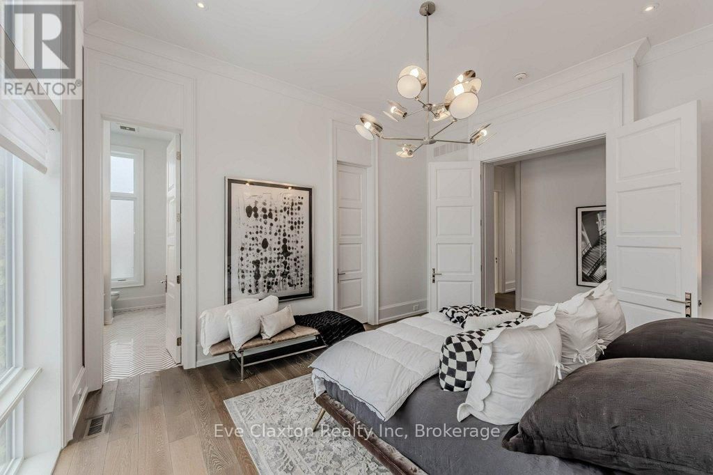 31 REID COURT Image 19