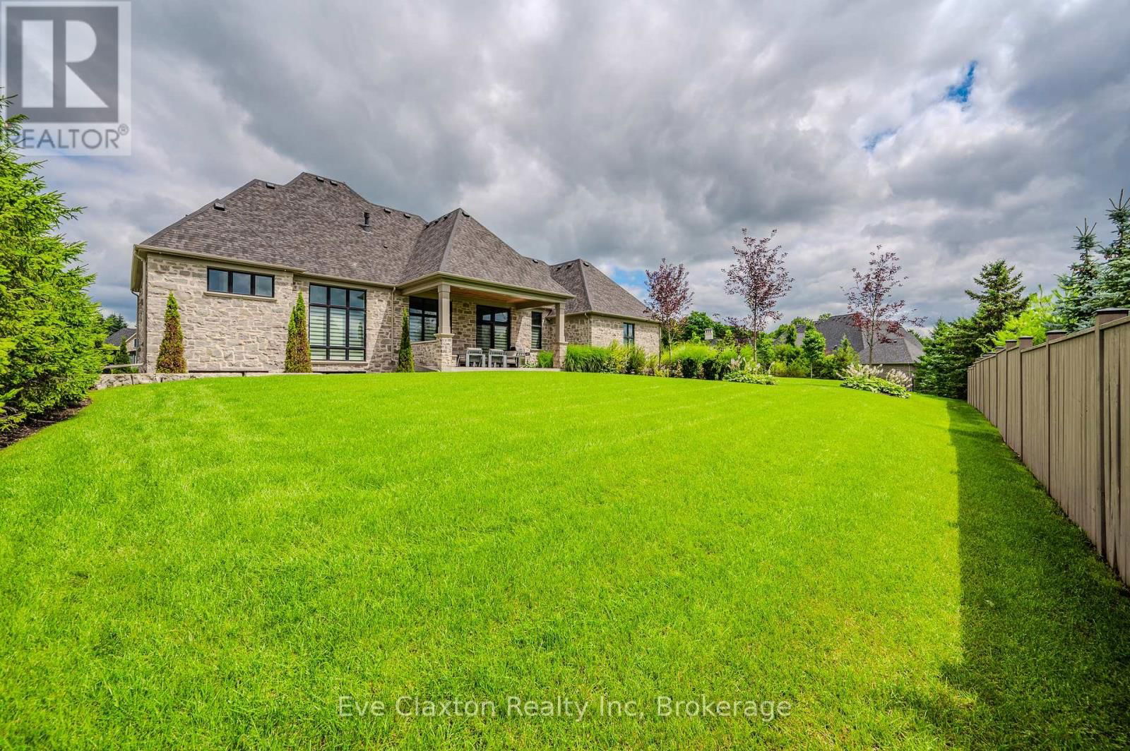 31 REID COURT Image 44