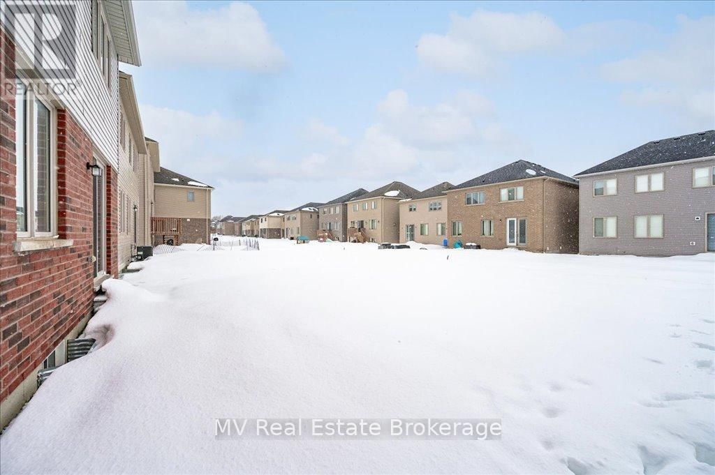 82 SPICER STREET Image 40
