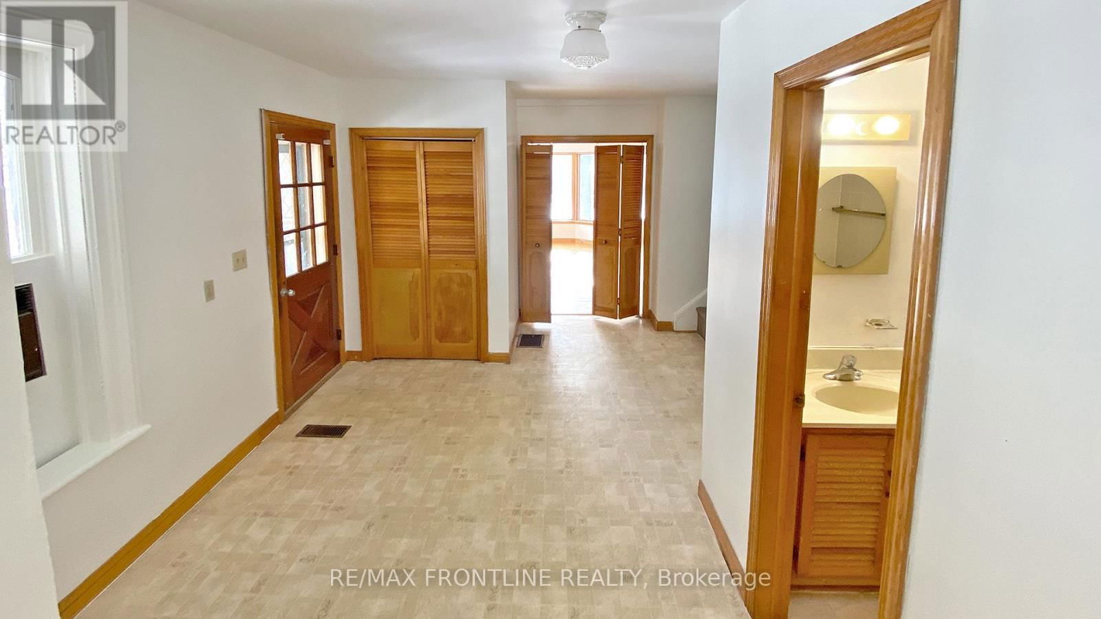 44 DRUMMOND STREET EAST Image 22