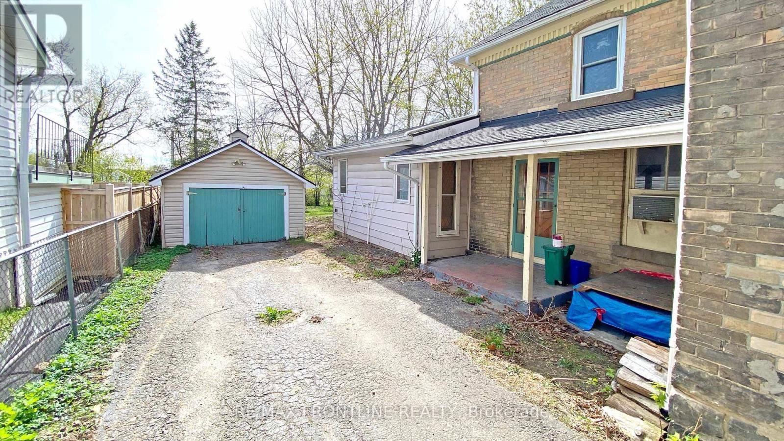 44 DRUMMOND STREET EAST Image 24