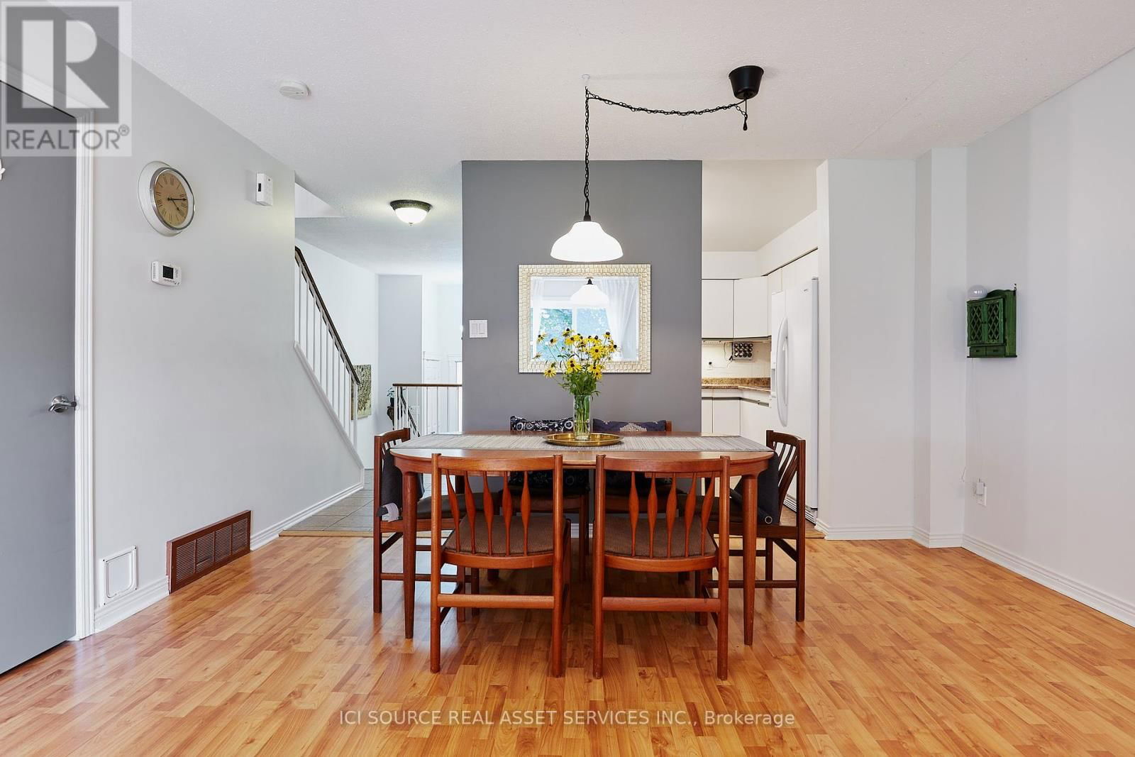 505 SANDHAMN PRIVATE Image 4