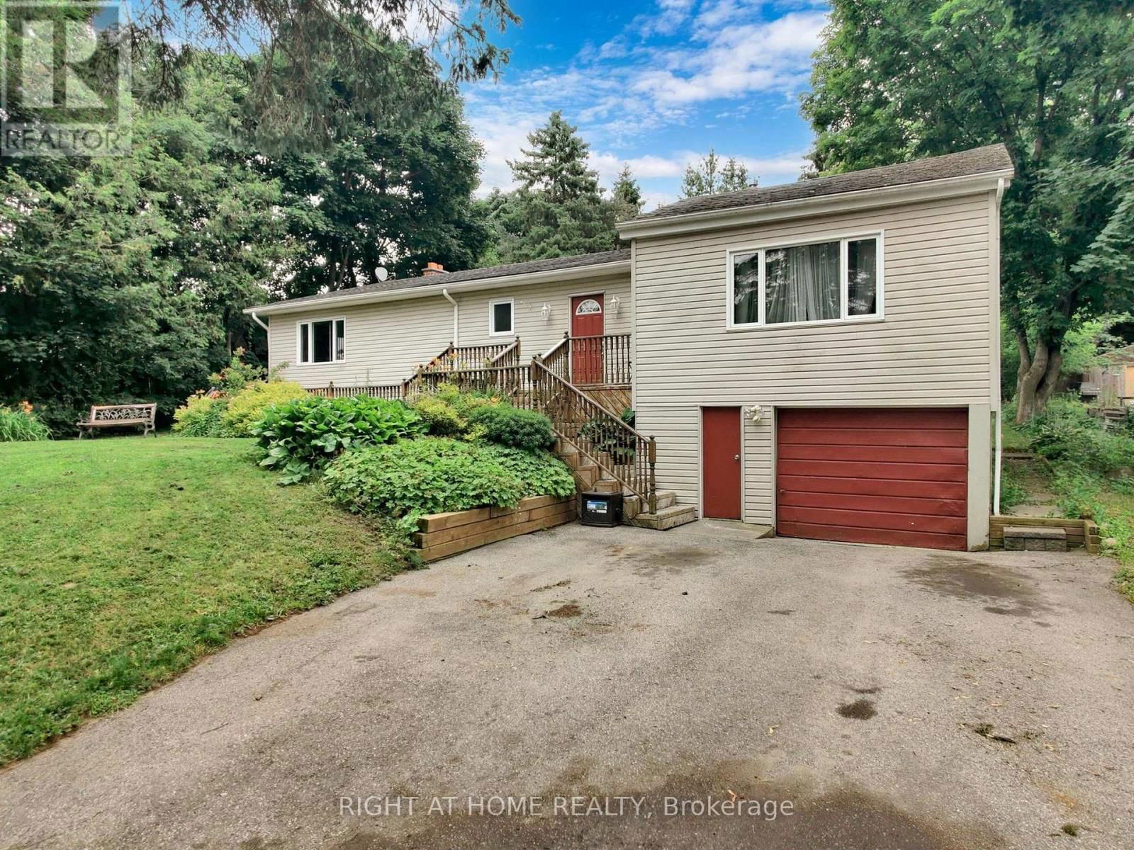 1 KENNETH AVENUE Image 1
