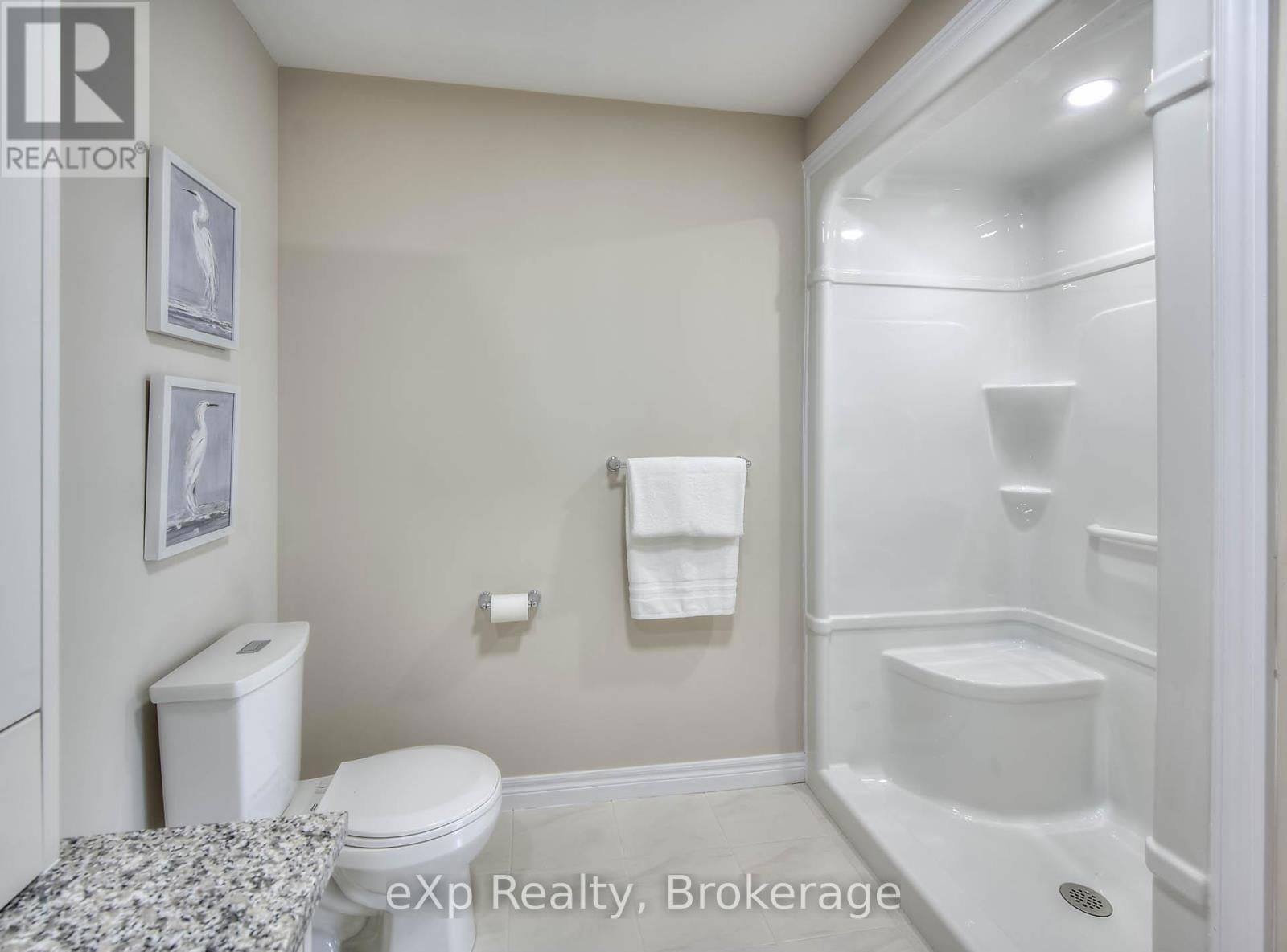40 - 350 O'LOANE AVENUE Image 23