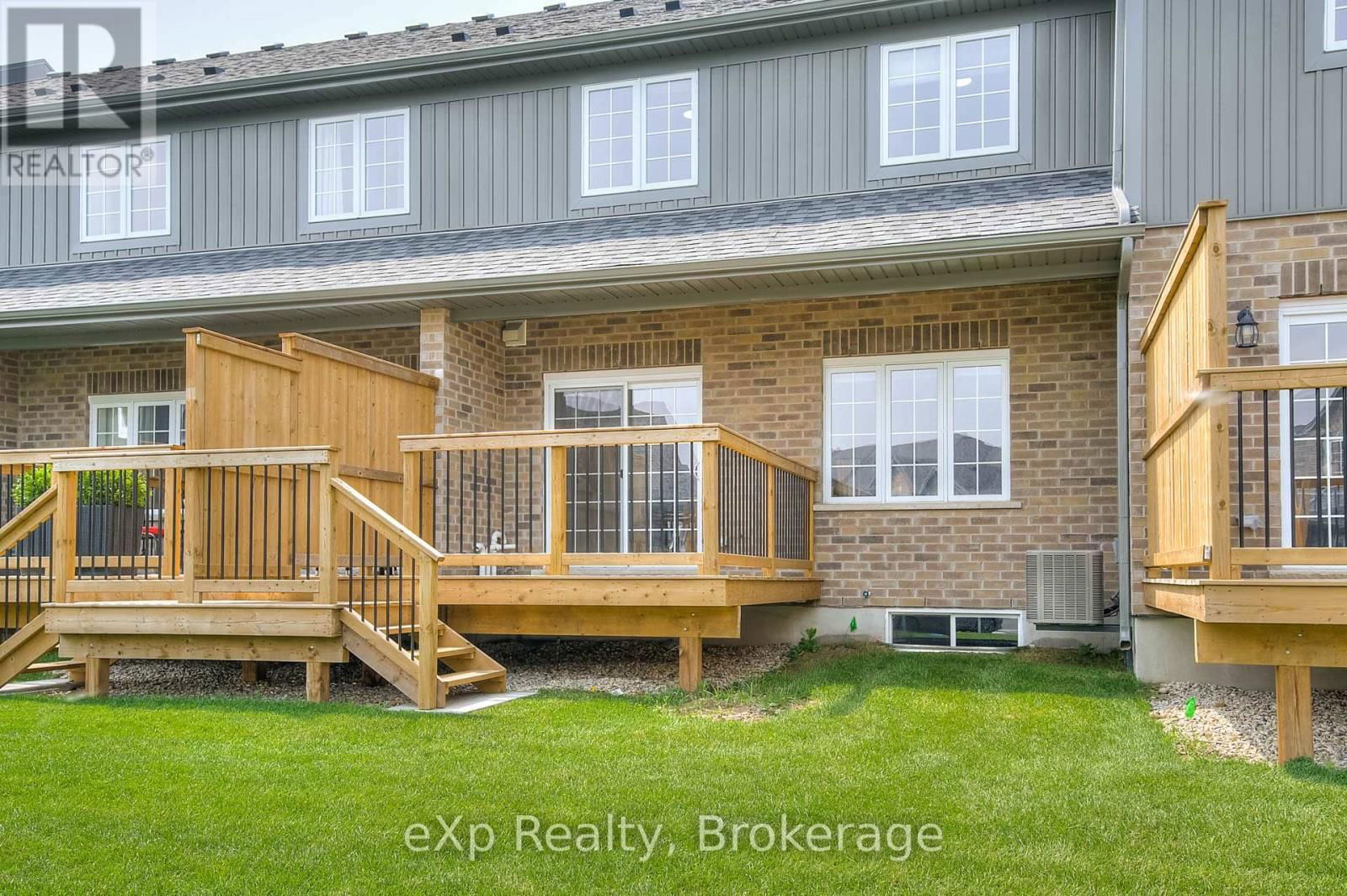 40 - 350 O'LOANE AVENUE Image 30