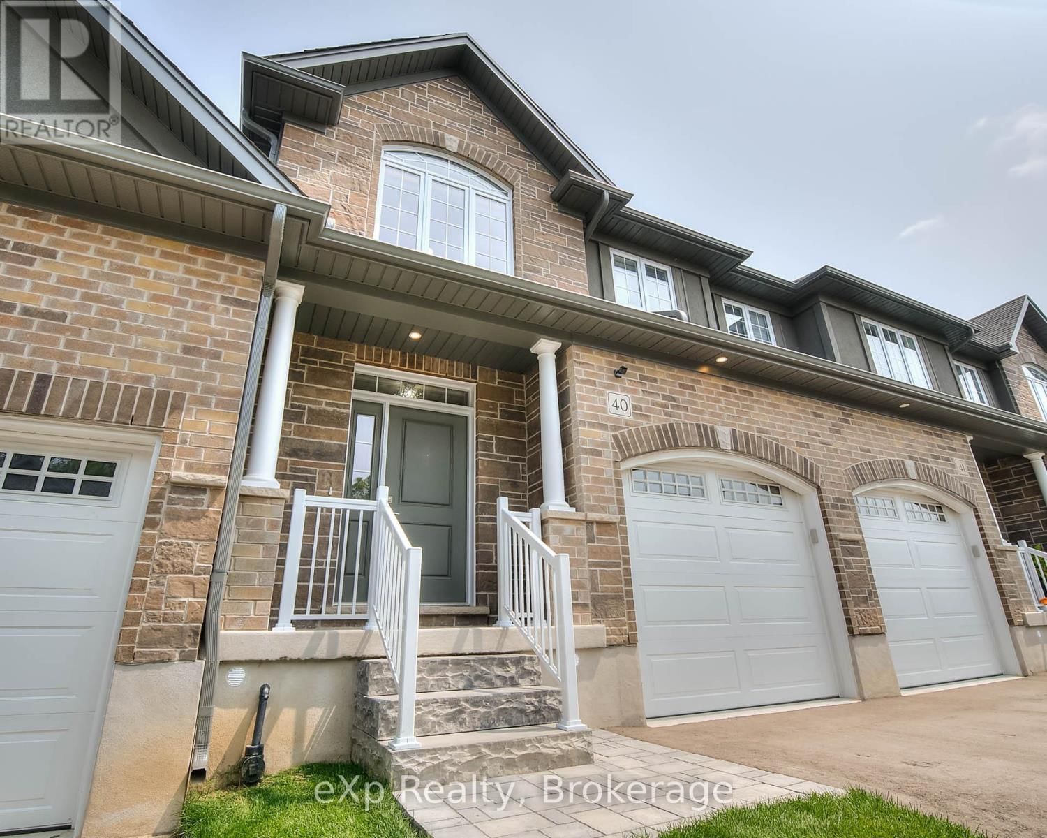 40 - 350 O'LOANE AVENUE Image 4