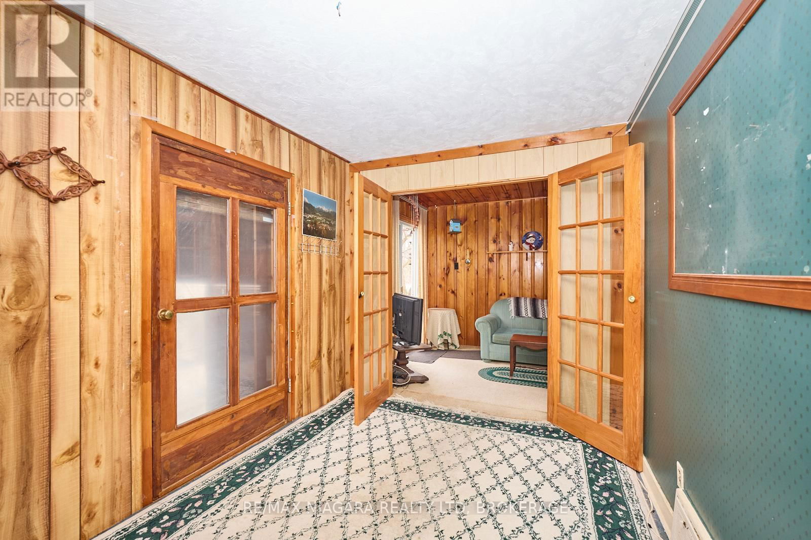 5590 GLAMIS CRESCENT Image 5