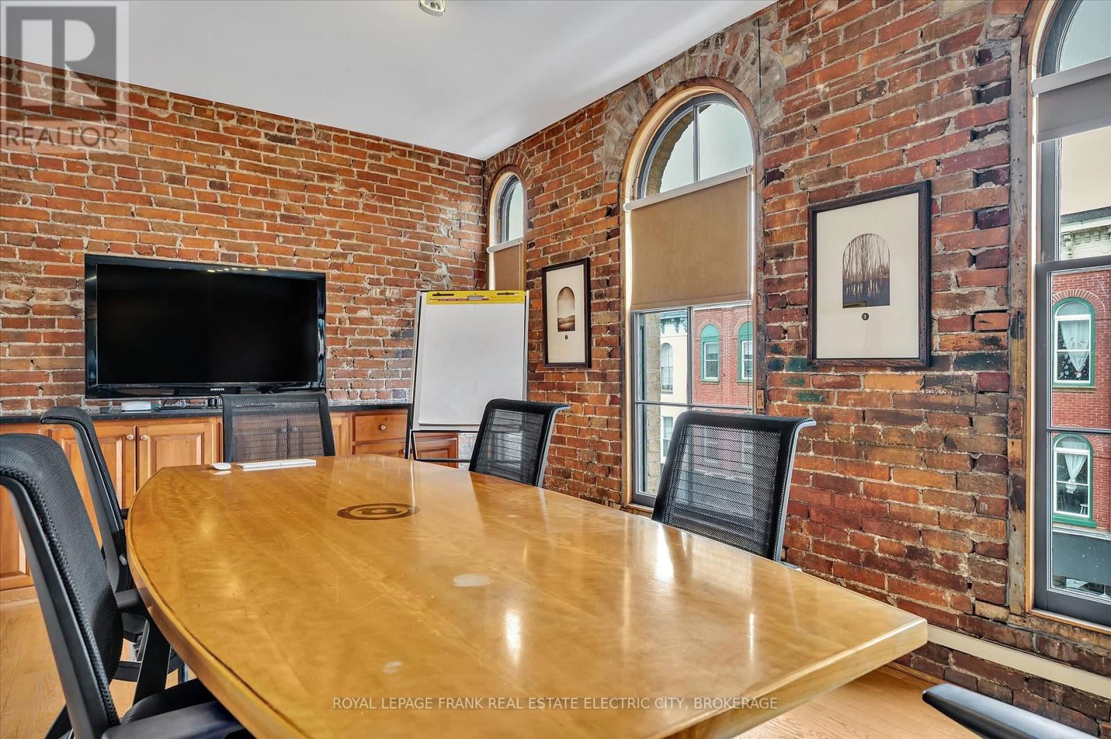 301 - 379 GEORGE STREET NORTH Image 6