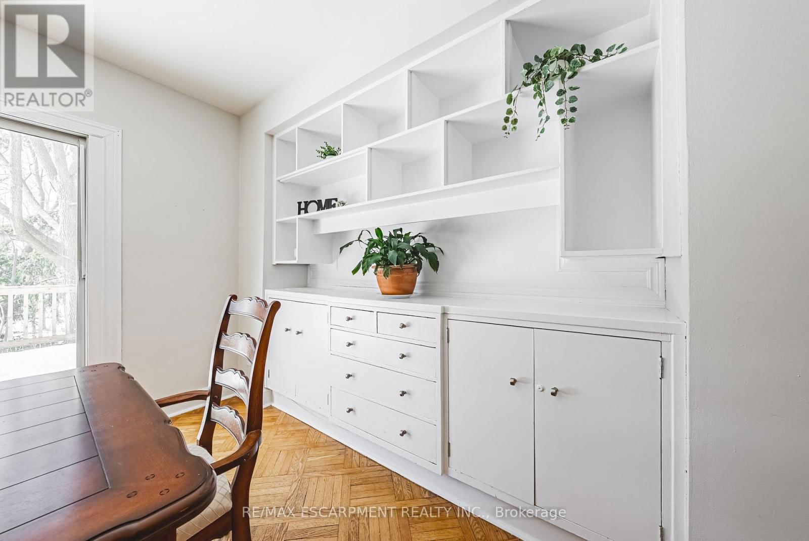 34 CHEDOKE AVENUE Image 10