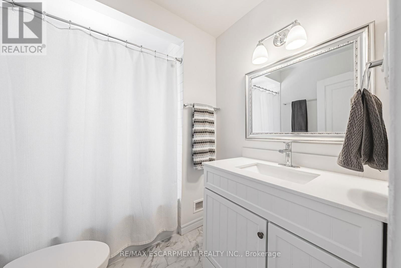 34 CHEDOKE AVENUE Image 21