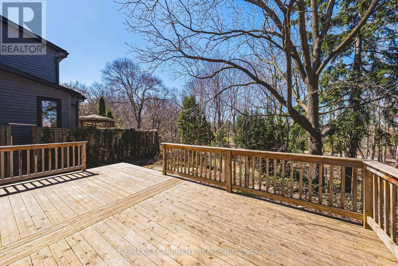 34 CHEDOKE AVENUE Image 30