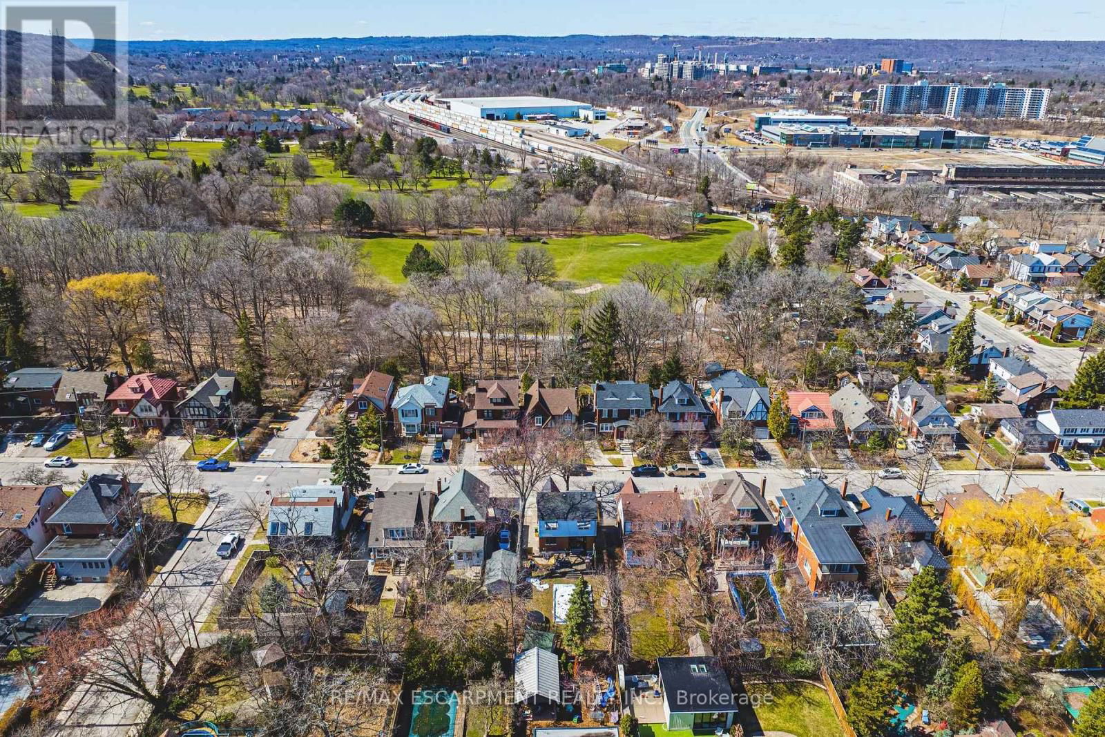 34 CHEDOKE AVENUE Image 37