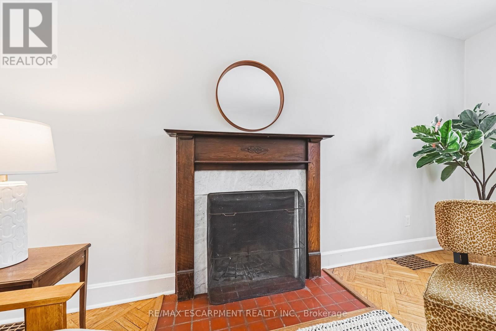 34 CHEDOKE AVENUE Image 7