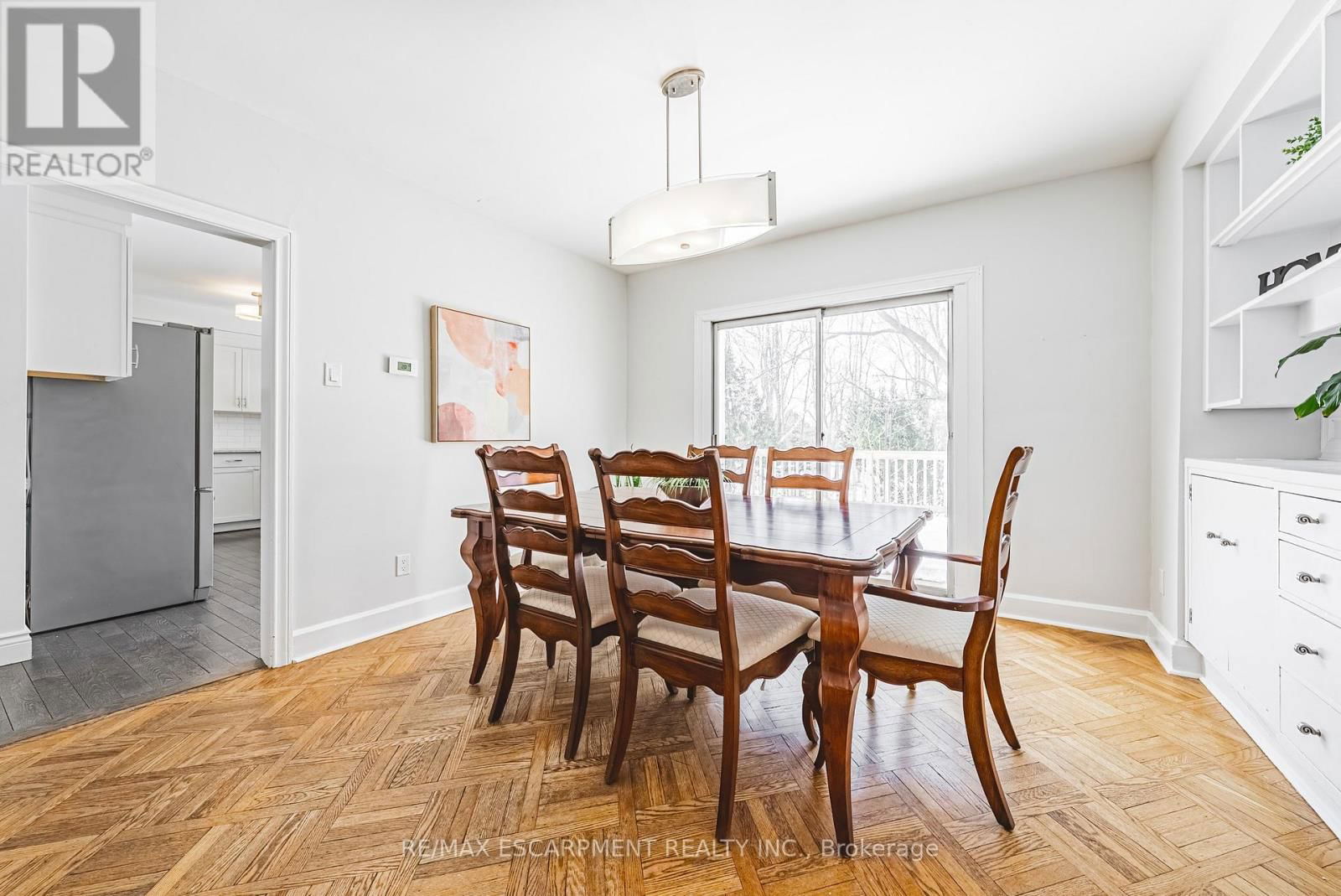 34 CHEDOKE AVENUE Image 9