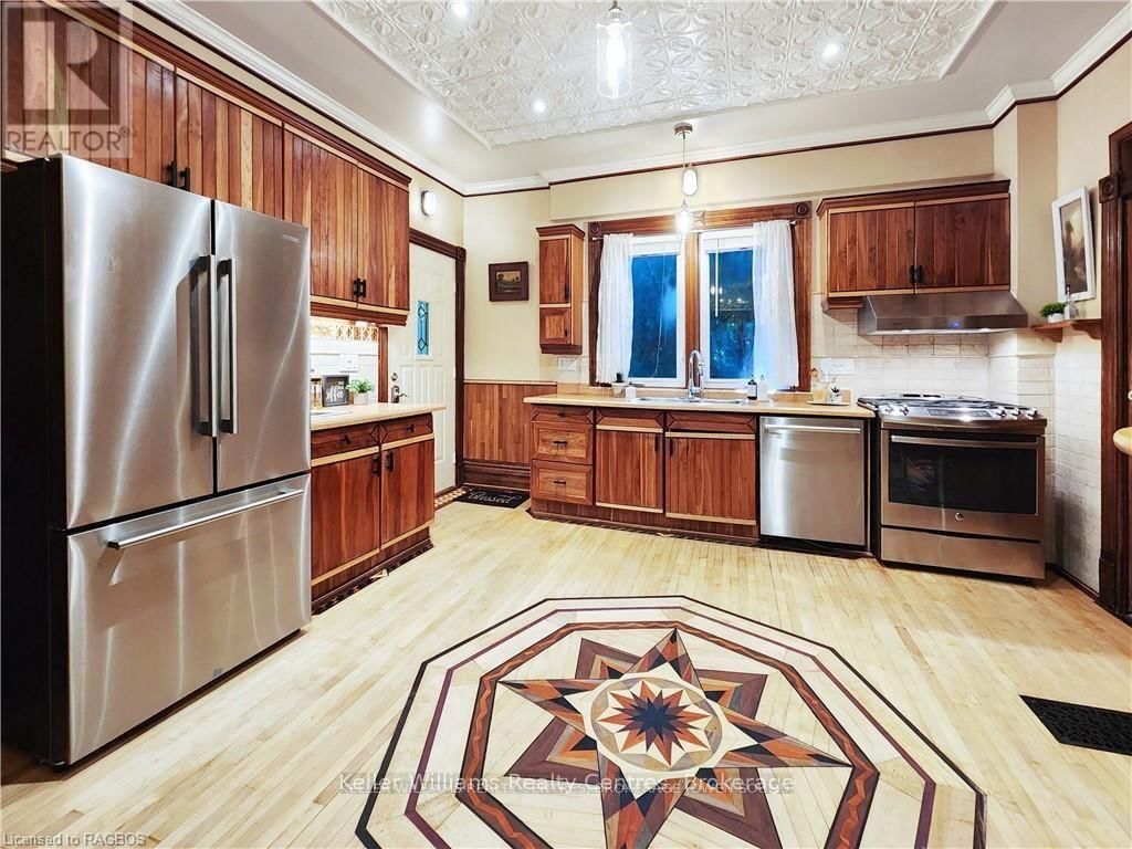 220 MARSH STREET Image 11