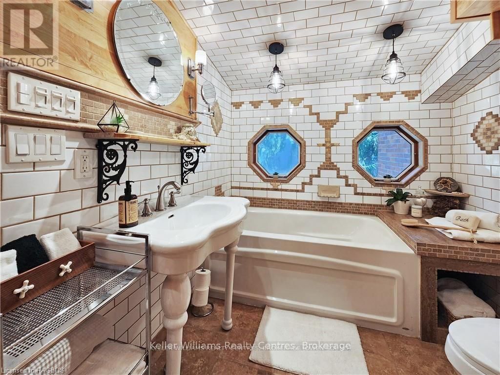 220 MARSH STREET Image 27