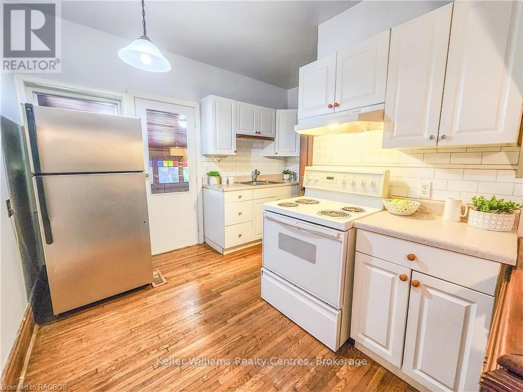 220 MARSH STREET Image 34