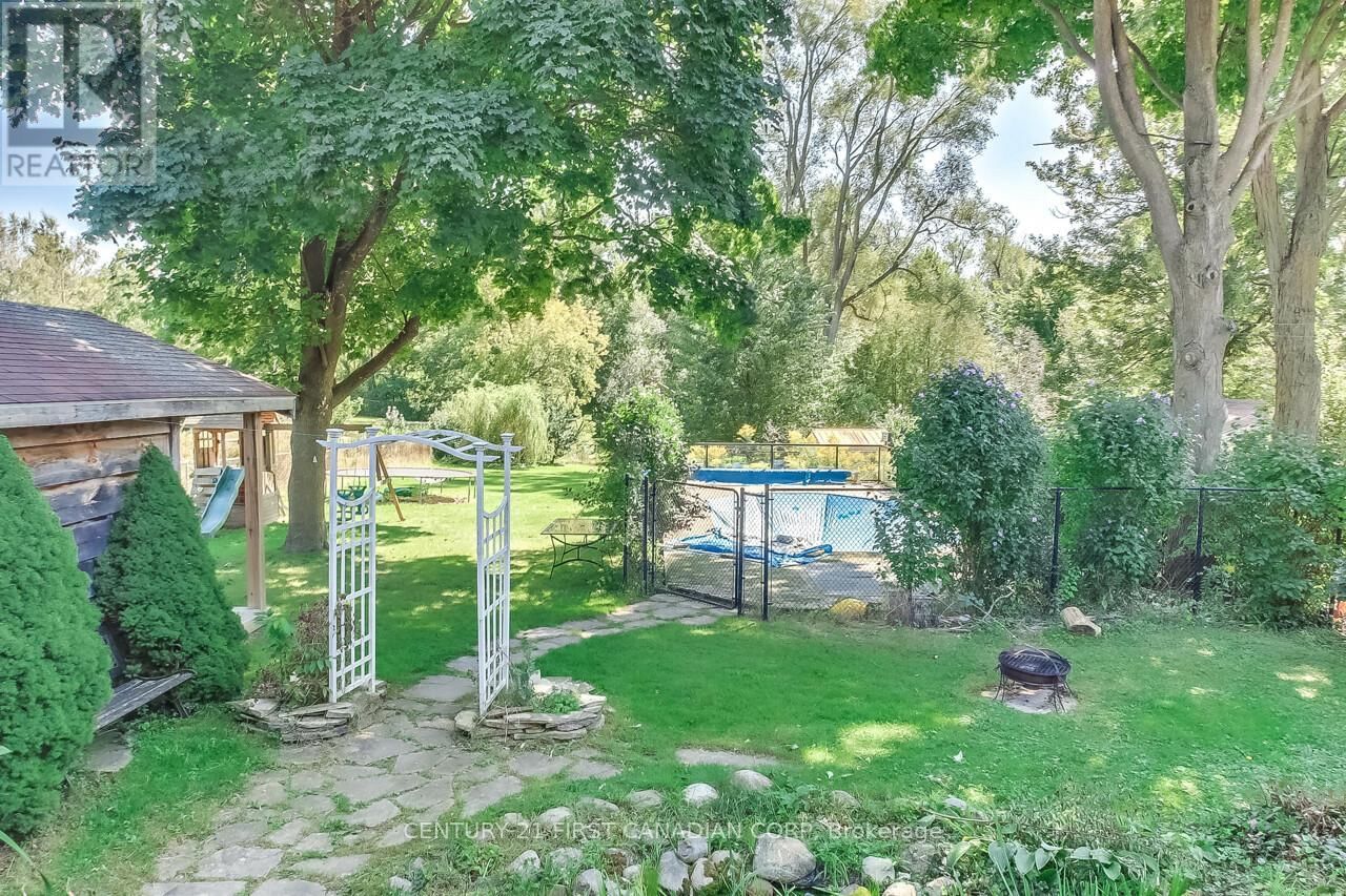 1891 PARKHURST AVENUE Image 17