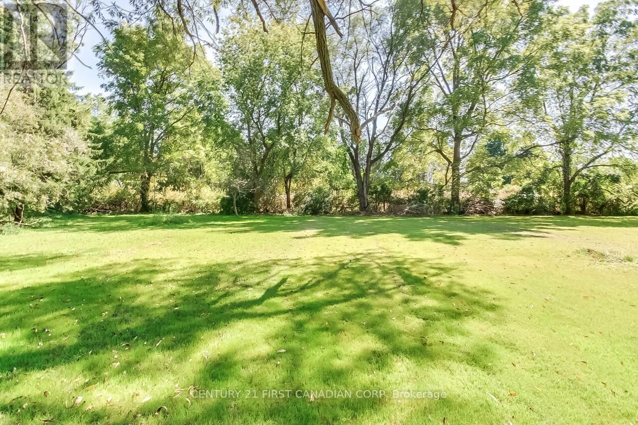 1891 PARKHURST AVENUE Image 26