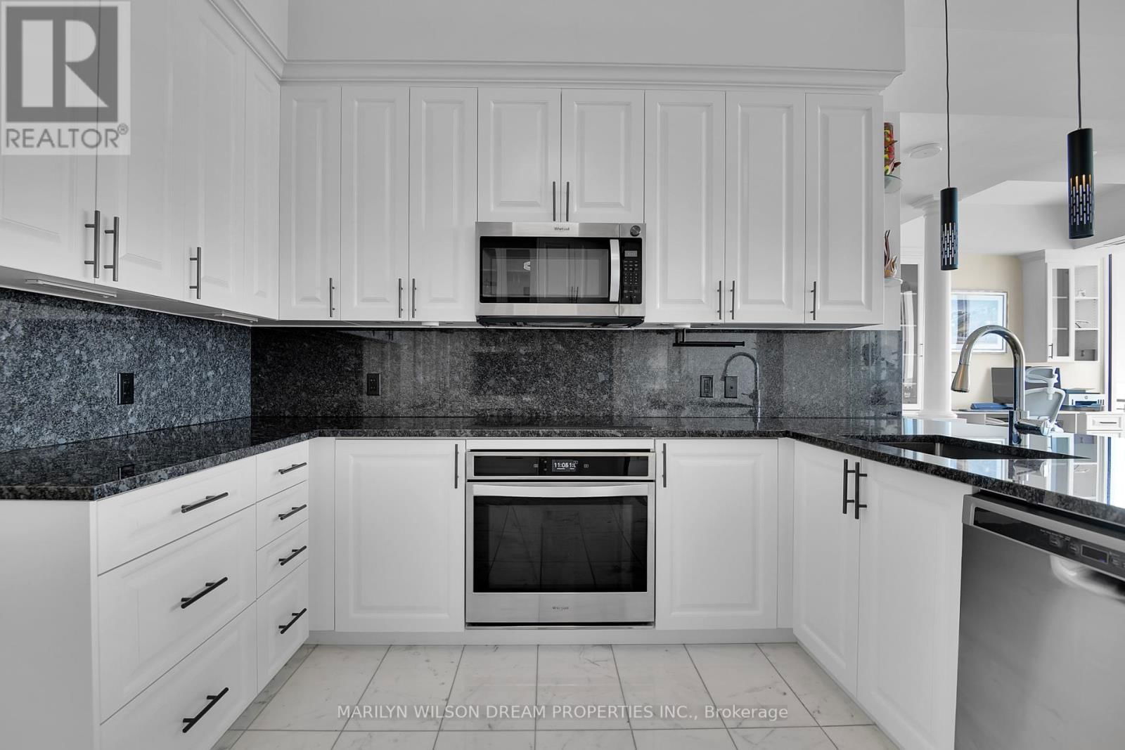 4003 - 805 CARLING AVENUE NORTH Image 22