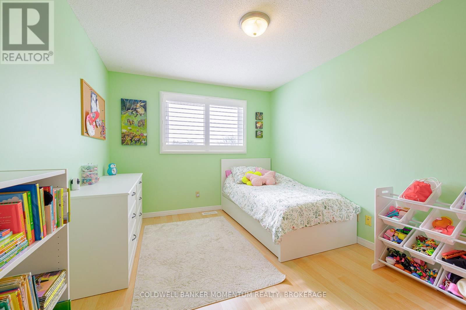 6 RANNIE COURT Image 19